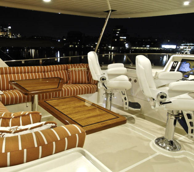 76-80 offshore yacht captains quarters