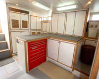 80' Voyager Interior