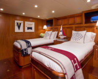 80' Voyager Stateroom