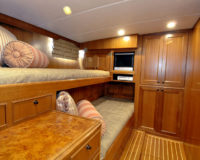 85' Voyager Crews Quarters