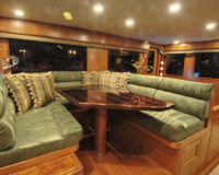 85' Voyager Lounge