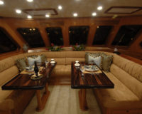 85' Voyager Lounge