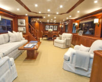 90' Voyager Salon