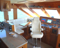 66' Pilothouse Cockpit